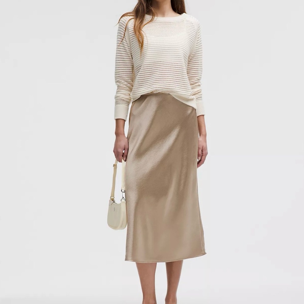 Lululemon Athletica Beige Satin Midi Skirt